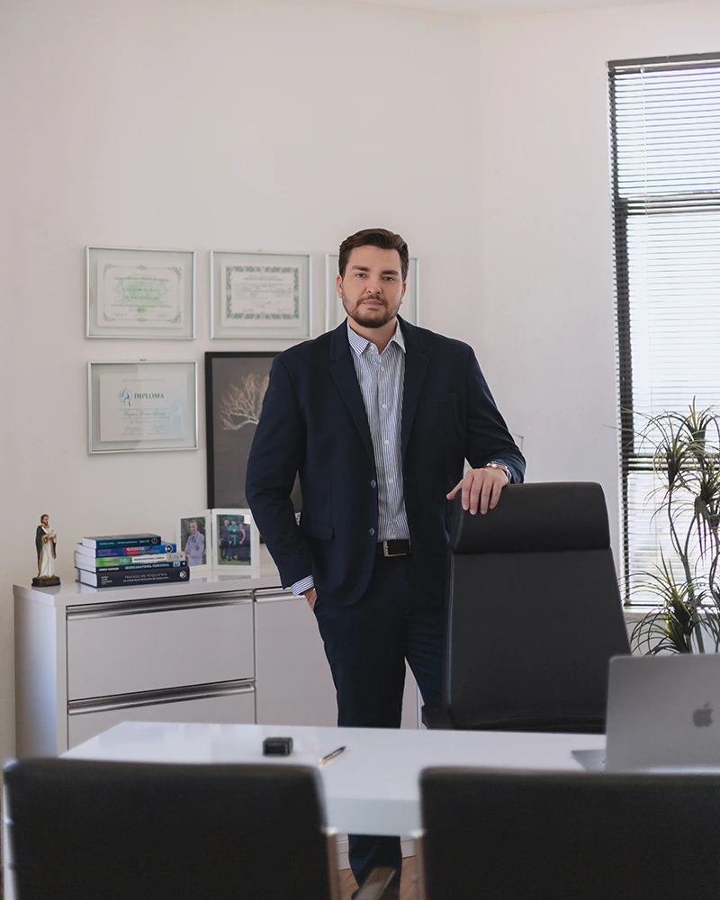 Dr-felipe-americo-clinica-7
